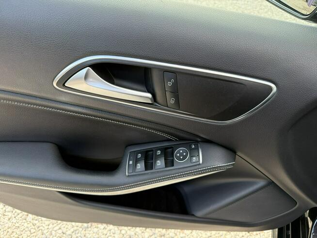 Mercedes A 220 2.0 benzyna 184km, Salon PL, IIwł, 4x4, Serwis Pęcice - zdjęcie 8