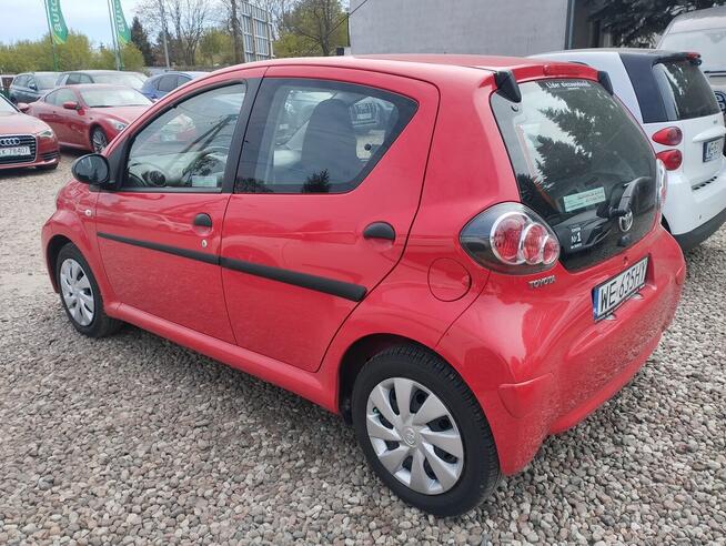 Toyota Aygo 17 tys przebiegu Warszawa - zdjęcie 3