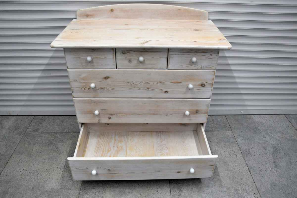 komoda z szufladami z drewna sosnowego - jak nowa Olsztyn - zdjęcie 4