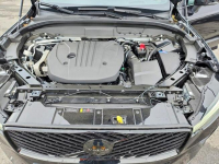 Volvo XC 60 Najwyższa wersja wyposażenia ULTRA / AWD / B5 Tarnów - zdjęcie 11