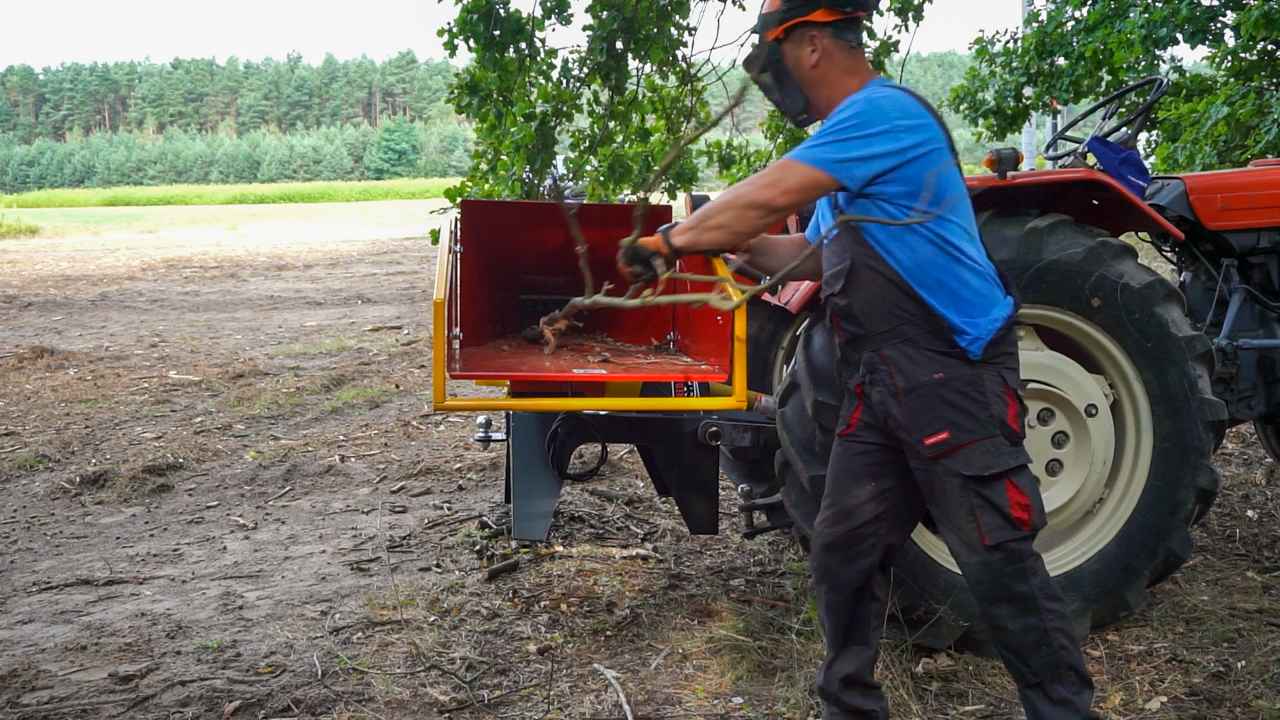 Rębak do gałezi REMET R-80 6 nożowy Kamień - zdjęcie 7