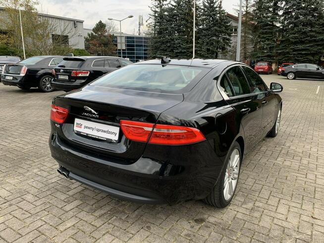 Jaguar XE 2.0d 180 KM Kraków - zdjęcie 6