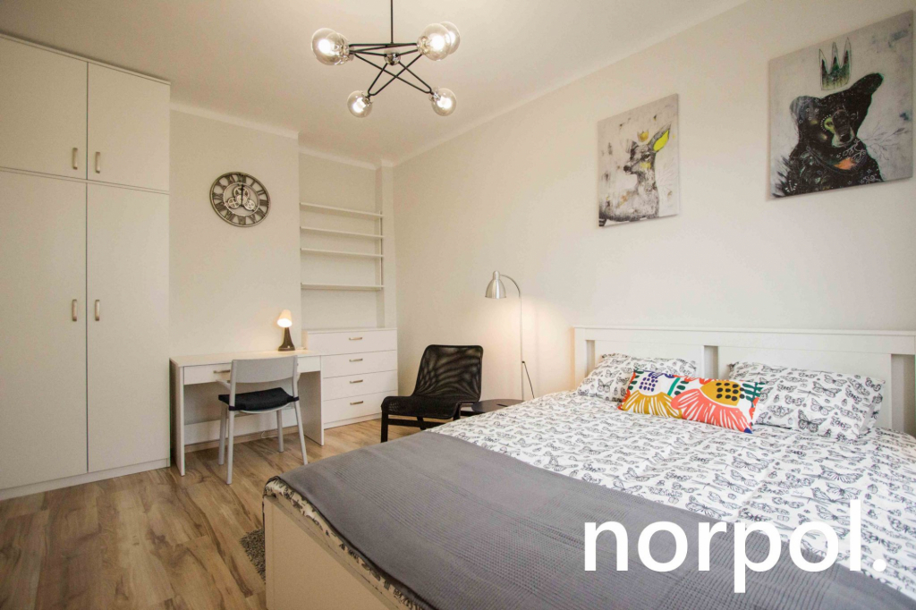 Mieszkanie z osobną sypialnią,  jasną kuchnia, widokiem na Wawel Kraków - zdjęcie 4