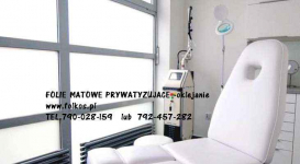 Oklejamy okno w łazience -folie prywatyzujące Warszawa Oklejamy okna Białołęka - zdjęcie 7