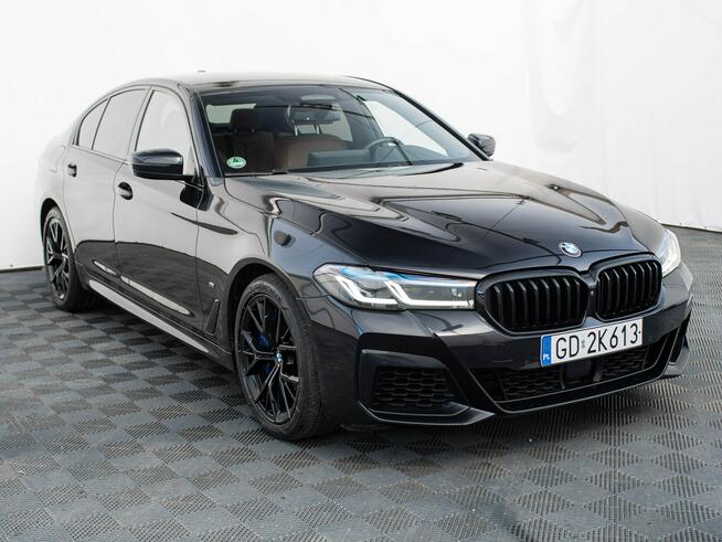 GD2K613#540i xDrive mHEV M Sport Ambient Podgrz.f Salon PL VAT23% Pępowo - zdjęcie 3