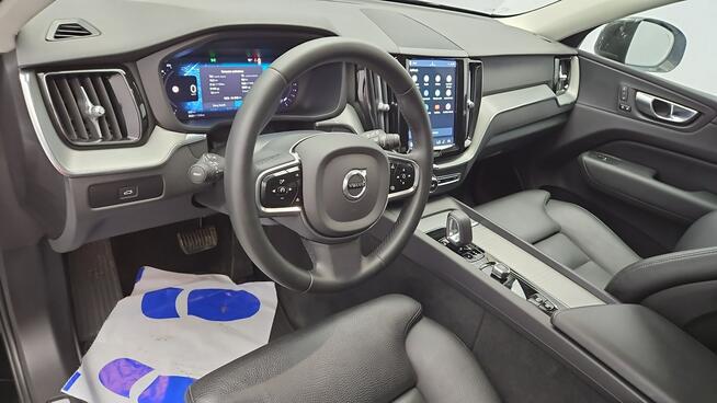 Volvo XC 60 B4 B Plus Dark aut ! Z Polskiego Salonu ! Faktura Vat ! Warszawa - zdjęcie 9