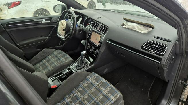 Volkswagen Golf GTE 1,4 TSI Plug-In-Hybrid 204KM Hybryda Świętoszówka - zdjęcie 9