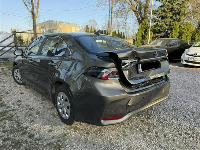 Toyota Corolla 1.8 HSD Vat 23% Lekko uszkodzony tył Otwock Mały - zdjęcie 6