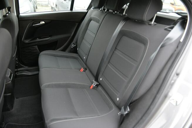 Fiat Tipo 1.4 95KM hatchback LED Navi Kamera Czujniki Alufelgi Dąbrowa Górnicza - zdjęcie 10