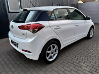 Hyundai i20 1.2 Benzyna  Grzane Fotele  i Kierownica Zarejestrowany Strzała - zdjęcie 7