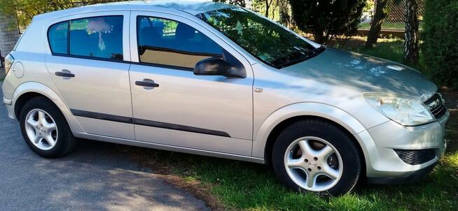 Opel Astra H Pabianice - zdjęcie 2