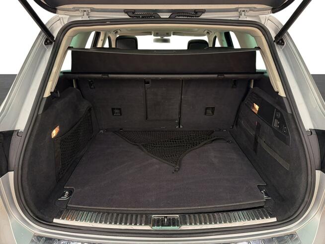 Volkswagen Touareg 3.0 V6 TDI4Mot. Hak 360 kamery Warszawa - zdjęcie 11