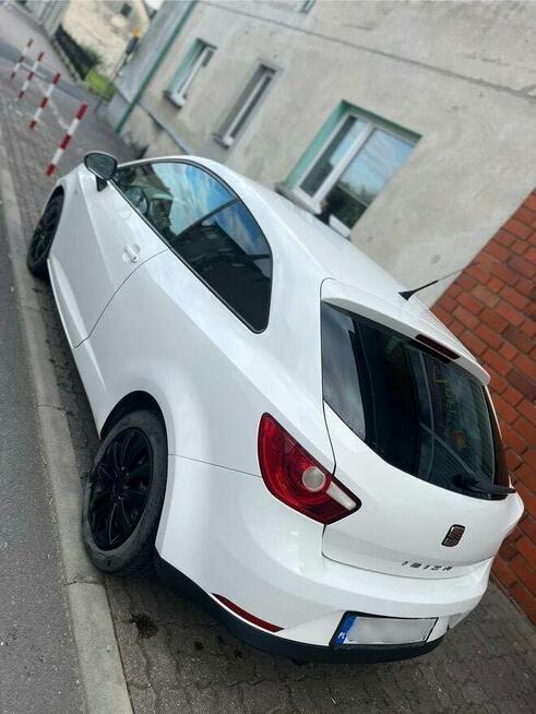 Seat Ibiza 2009 • 1.4 TDI • 3-drzwiowe • Biały – Sprzedam Racibórz - zdjęcie 4