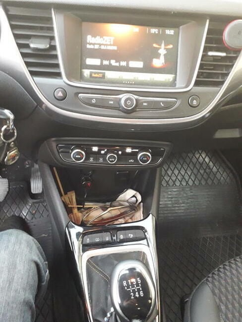 Opel Crossland X 1,5 diesel 102 km Jelenia Góra - zdjęcie 9