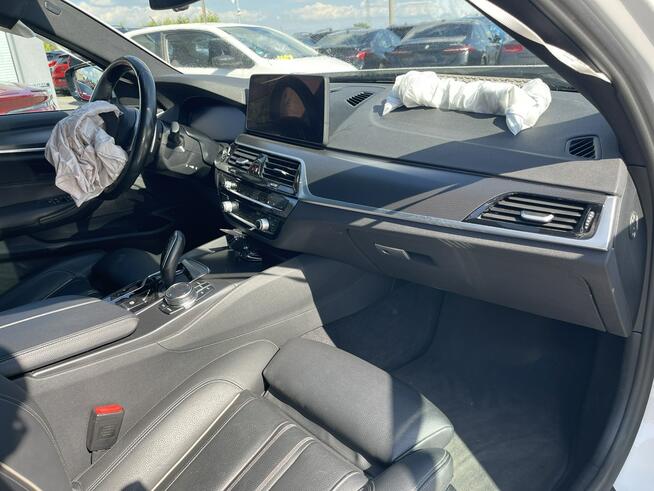 BMW 520 Mpakiet XDrive mHEV Skóra Kamera Pamięć Panorama HAK 190KM Gliwice - zdjęcie 11