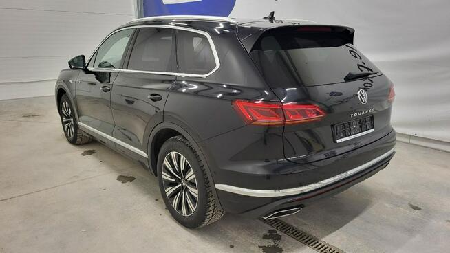 Volkswagen Touareg 3.0 V6 TDI SCR 4Mot. Elegance Grójec - zdjęcie 9