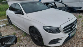 Mercedes E 220