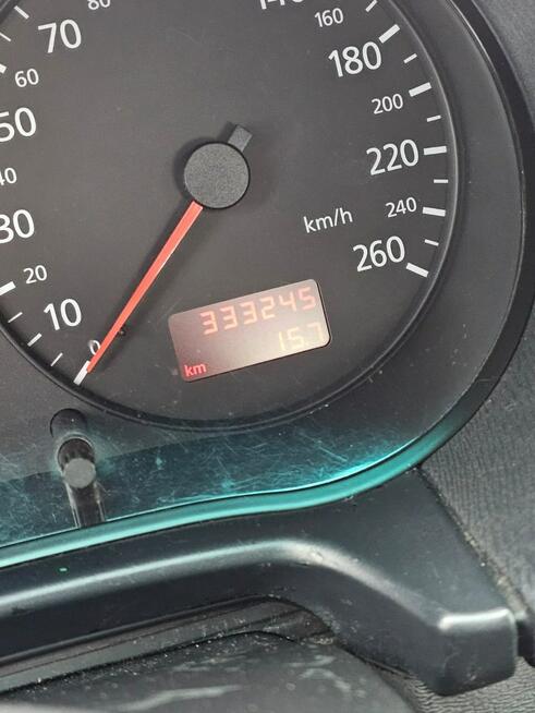 Audi A3 Benzyna 1.6 - 101 KM - Opłaty długo Głogów - zdjęcie 10