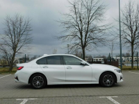 BMW 318 2.0D z Gwarancją Line Shadow Model 2022r Żyrardów - zdjęcie 4
