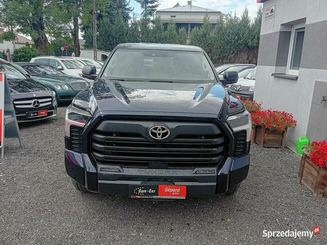 Toyota Tundra 4x4 2022 benzyna 280 KM automat Gromada - zdjęcie 2