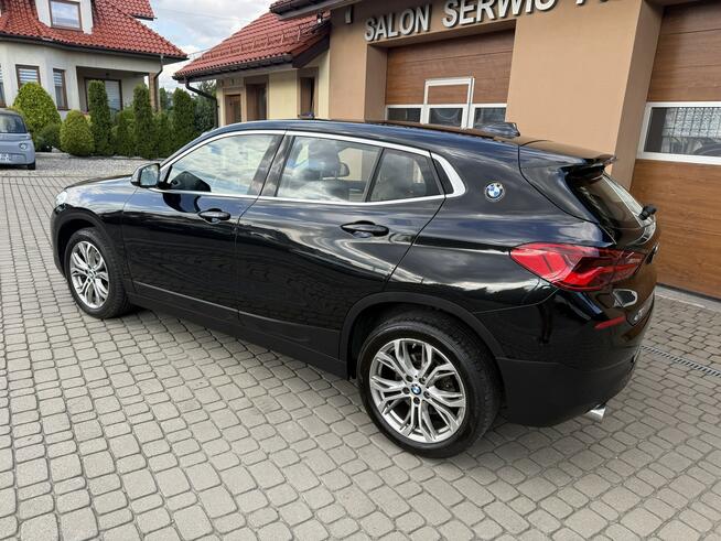 BMW X2 2,0 sDrive20i 192KM Orzech - zdjęcie 9