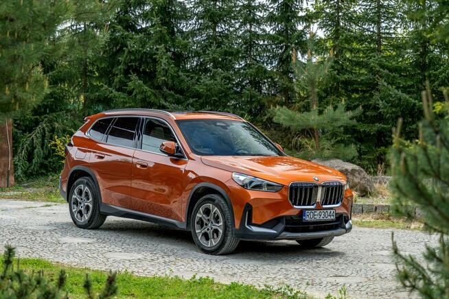 BMW X1 U11 Premium Pack / Dach Panoramiczny / LED / Steptronic / 2022 Ropczyce - zdjęcie 1
