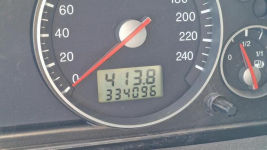 Syndyk sprzeda samochód Ford Mondeo 2004 r., nr rej. ELA54Y9 Swędzieniejewice - zdjęcie 5