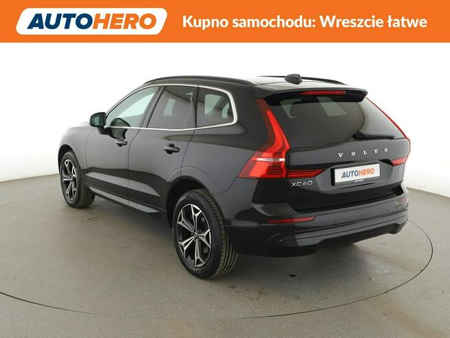 Volvo XC 60 FV23% B4 (mHEV) automat skóra navi kamera grzane fotele Warszawa - zdjęcie 4