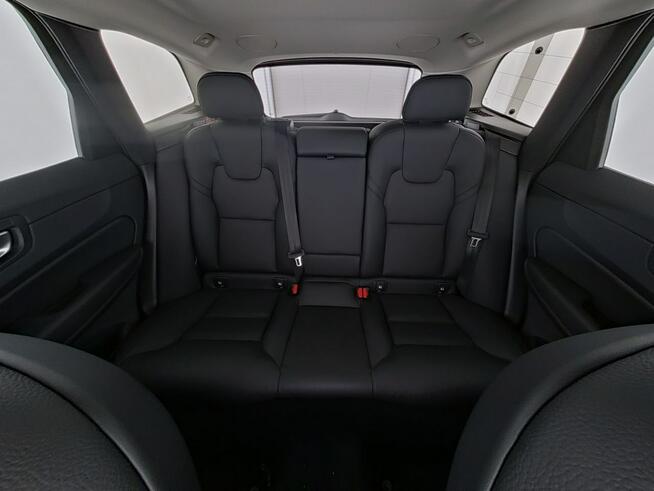 Volvo XC 60 B5(B) AWD Ultra Dark Tychy - zdjęcie 7