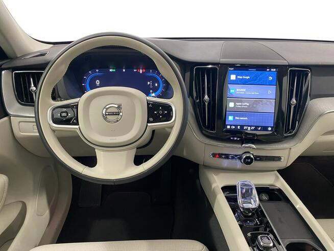 Volvo XC 60 XC60 B5 B AWD Plus Dark aut Kombi Warszawa - zdjęcie 9
