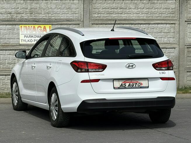 Hyundai i30 1,6 CRDi 116KM/Tempomat/LaneAssist/Serwisowany/SalonPL Węgrów - zdjęcie 4