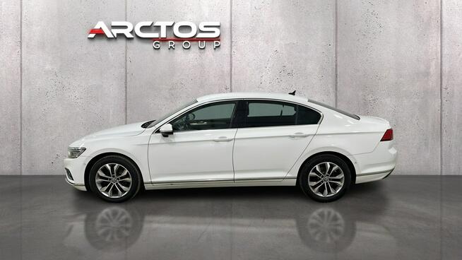 Volkswagen Passat 2.0 TSI Elegance DSG sedan Warszawa - zdjęcie 2