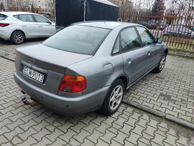 Sprzedam Audi A4 B5 1,8 bezyna+gaz 1996r Widzew - zdjęcie 2