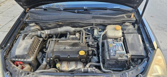 Udział 1/2 w pojeździe Opel Astra Kielce - zdjęcie 6