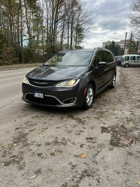 Chrysler Pacifica 7 osobowy 2018, 3.6 V6 291 koni, monitory Majków - zdjęcie 2