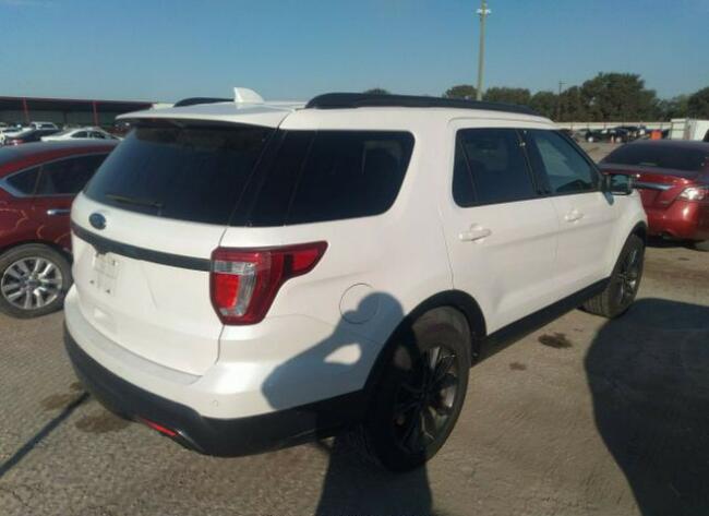 Ford Explorer 2017, 3.5L, po gradobiciu Warszawa - zdjęcie 4