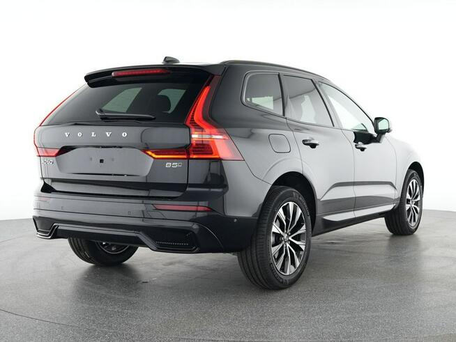 Volvo XC 60 B5(B) AWD Plus Dark MY 2025 Tychy - zdjęcie 2