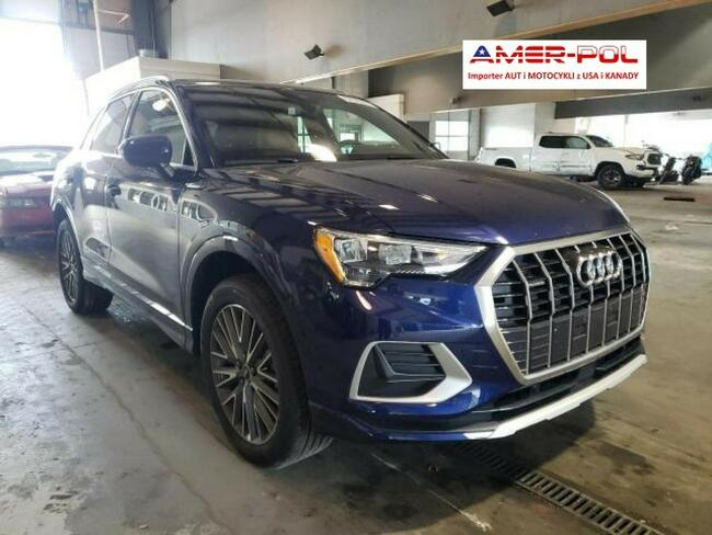 Audi Q3 2022, 2.0L, 4x4, od ubezpieczalni Sulejówek - zdjęcie 1