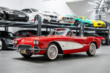 Chevrolet Corvette C1 ROADSTER (1961) – UNIKAT Węgrzce - zdjęcie 2