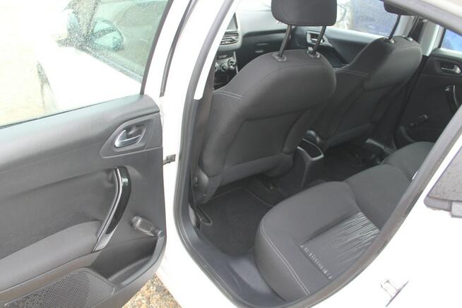 Peugeot 208 Ostrów Wielkopolski - zdjęcie 10