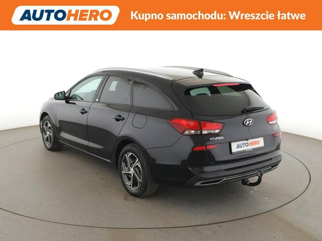 Hyundai i30 automat kamera grzane fotele navi LED tempomat Warszawa - zdjęcie 4