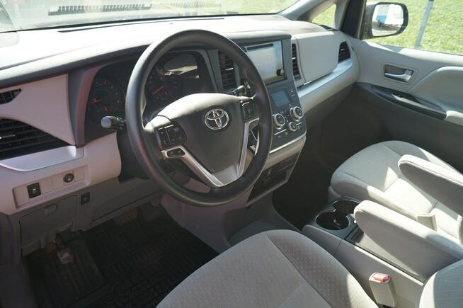 Toyota Sienna I-WSZY WŁASCICIEL W POLSCE 3,5 BENZ Goczałkowice-Zdrój - zdjęcie 9