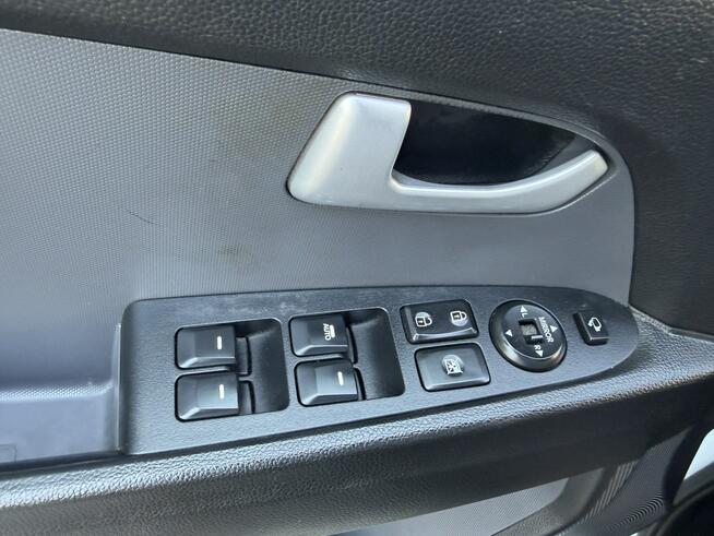 Kia Sportage 1,6  LPG navi  car play  czujniki  cofania Łodygowice - zdjęcie 9