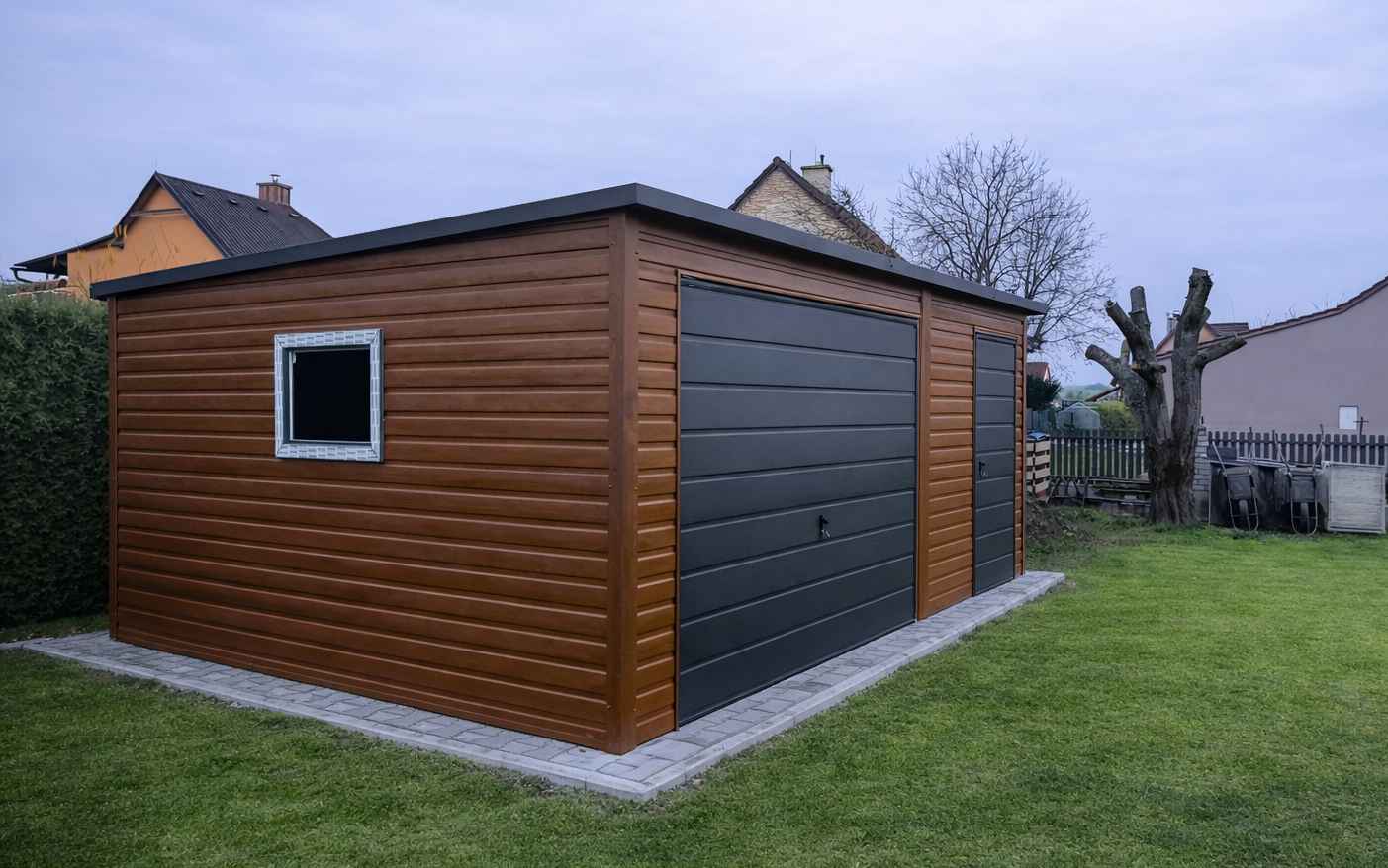 Garaż Blaszany 5x5m Drewnopodobny Spad na Tył Brama Uchylna Grafit Trablice - zdjęcie 3