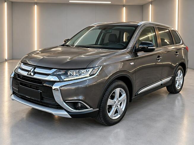 Mitsubishi Outlander 2.0 benzyna*bezwypadkowy*super stan*opłacony Żabno - zdjęcie 3