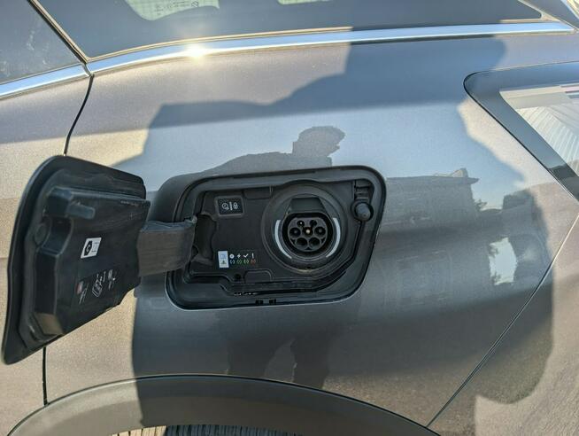 Peugeot 3008 GT Pack/300KM/4x4/Hybrid Plug-IN Siedlce - zdjęcie 11