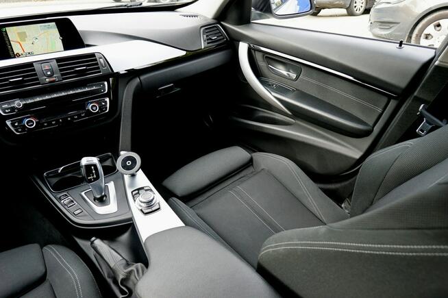 BMW 318 salon Polska, super stan, Sport Line, facelifting Warszawa - zdjęcie 12