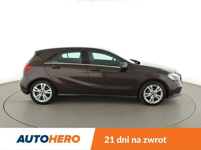 Mercedes A 220 4x4 automat full LED półskóra, czujniki parkowania Warszawa - zdjęcie 9