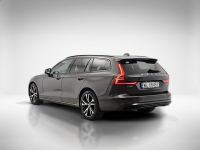 Volvo V60 B4 D Plus Dark aut ! Z Polskiego Salonu ! Faktura Vat ! Warszawa - zdjęcie 3