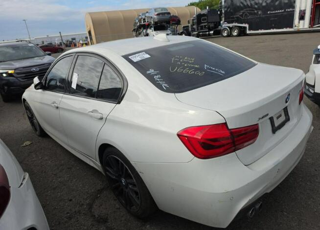 BMW 330 xDrive / M-Pakiet / niski przebieg Warszawa - zdjęcie 6